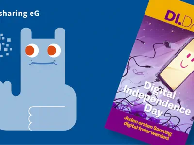 Auf blauem Hintergrund ist ein Hostsharing Icon und eine Grafik für den Digital Independence Day zu sehen.